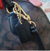 Screenshot_20190721-164839_Poshmark.jpg