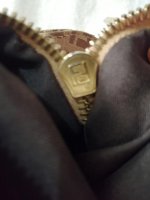 original_fendi_handbagshoulder_bag_1563866755_b459c357_progressive.jpg