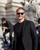 Alex-nassimhandstied-1.jpg