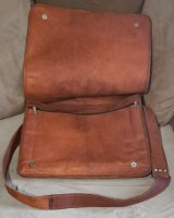 Messenger Bag (2).jpg Messenger Bag (2).jpg
