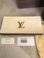 louis-vuitton-105198-9-427479.jpg