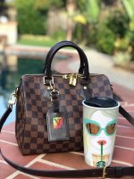 LV.jpg