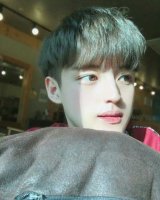 YOON BYEONG YEON - very aestehtic lips eyes skin nose.jpg