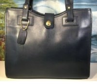 zipper pull FAKE w Coach logo_ niftynookdeals-9-2019-b.jpg