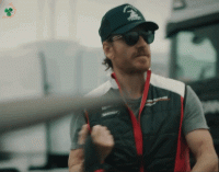 EFA6DB7E-B78A-4B23-8A38-886EA1F35EDE.gif