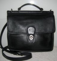 sophistifashion fake coach willis B6D 9927 front.jpg