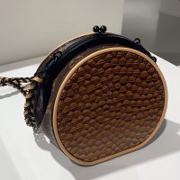 dlouisvdotcom - B3ICdsPiWEk_B3ICdj9C4da.jpg