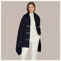 cachemire-et-cuir-double-face-boutonnieres-stole--788095S 01-worn-2-50-0-579-579_b.jpg