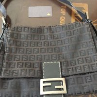 original_preloved_fendi_ladies_handbag_black_1529871475_8a3832bc_progressive.jpg