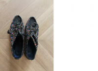 chanel open toe wedges 1.png