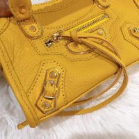 balenciaga_mini_sling_1573094756_4a8babfd_progressive.jpg