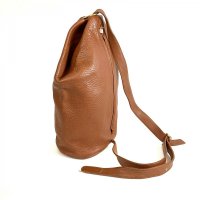 chantillybrightfinds B6T-4917 Italy broken zip pull.jpg