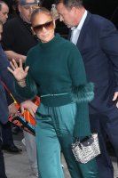 Jennifer-Lopez.jpg