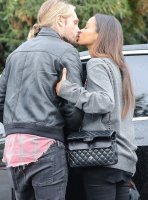 zoe-saldana-marco-perego-show-some-pda-01.jpg zoe-saldana-marco-perego-show-some-pda-01.jpg