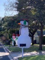 giantsnowman.jpg