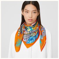 plumes-en-fete-scarf-90--003433S 07-worn-5-50-0-1200-1200-q99_b.jpg