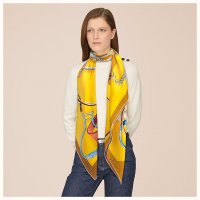 projets-carres-scarf-140--432300S 01-worn-6-50-0-830-830_b.jpg