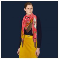 projets-carres-scarf-140--432300S 10-worn-6-50-0-830-830_b.jpg