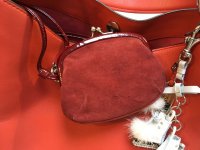 CoinPurseKisslockRedSuede_001.jpg