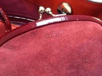 CoinPurseKisslockRedSuede_002.jpg
