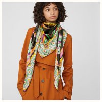 the-savana-dance-wash-scarf-140--652988S 06-worn-5-50-0-830-830_b.jpg
