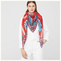 the-savana-dance-wash-scarf-140--652988S 07-worn-5-50-0-830-830_b.jpg