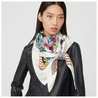 l-art-du-sarasa-giant-triangle--573273S 16-worn.jpg