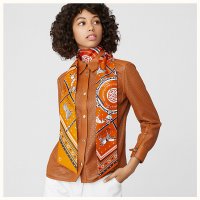 couvertures-et-tenues-de-jour-bandana-maxi-twilly-slim--533512S 05-worn-5-50-0-720-720_b.jpg