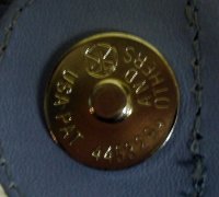 snap detail on pouch 4156 006.jpg