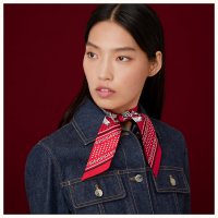 twilly-les-zebres-bandana--063265S 02-worn-5-50-0-830-830_b.jpg