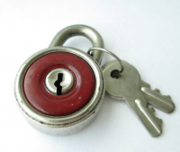 2020-01-31 11_26_43-Vintage mini padlock miniature lock and key DELTA deep red _ Etsy.png