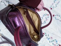 Juliet Midi - Laminato Eggplant Metallic plus Dark Cherry Nappa, gold hw - Indoor 03.jpg