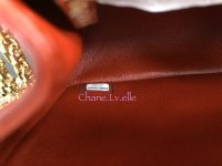 Chanel_19A_RedMini_Reissue_06.jpg