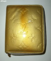 Eredeti_Louis_Vuitton_aranysarga_Vernis_cipzaros_kis_penztarca_416011609005884.jpg