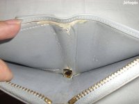 Eredeti_Louis_Vuitton_aranysarga_Vernis_cipzaros_kis_penztarca_417021609005882.jpg