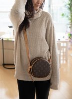 LOUIS VUITTON Boite Chapeau Souple Bag: Review, Close Ups, 5 Ways to Wear  and Mod Shots 