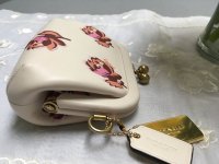 KisslockFlowerPrint79629_007.jpg