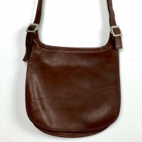 storeshelf13 fake coach JIG 9135 upside down G front.jpg