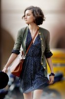 parisianchic_idelafressange4_v_6apr11_pr_b.jpg