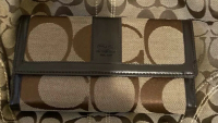 ashleigh1988 fake coach sig wallet incl w bag 1.png