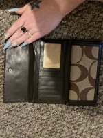 ashleigh1988 fake coach sig wallet incl w bag open.jpg