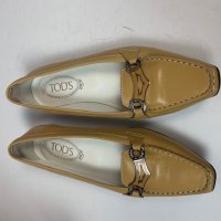Tods Shoe 1.jpg