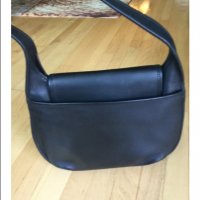 poshmark pinespar aka pinesparjohn fake coach JAH-9029 back.jpg