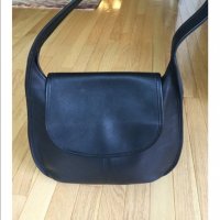 poshmark pinespar aka pinesparjohn fake coach JAH-9029 front.jpg