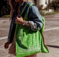 Arizona_Love_ToteBag_Elle_Ferguson00002-1 (5).jpg