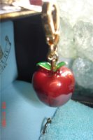 juicy apple2.jpg