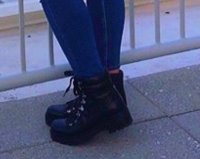 se boots.jpeg