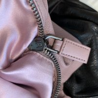 prada 12.jpg