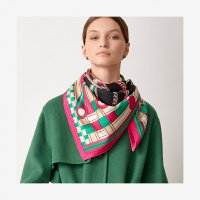 scarf-90--003516S 04-worn-7-300-0-2048-2048.jpg