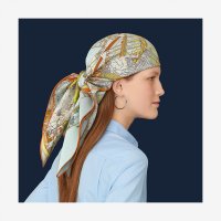 scarf-90--003517S 19-worn-6-300-0-2048-2048.jpg